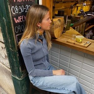 SOLD ⭐️ Blue Ribbed Zip Up Jacket